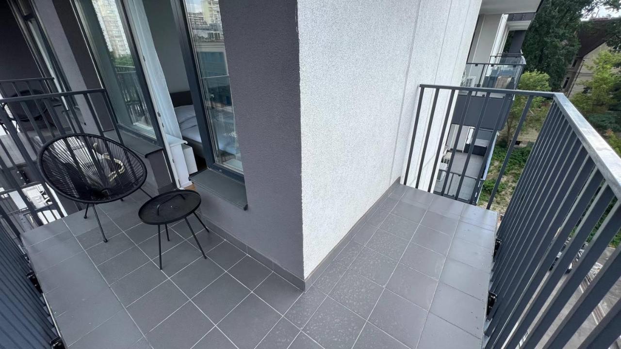 Апартаменты Cube House Киев Экстерьер фото