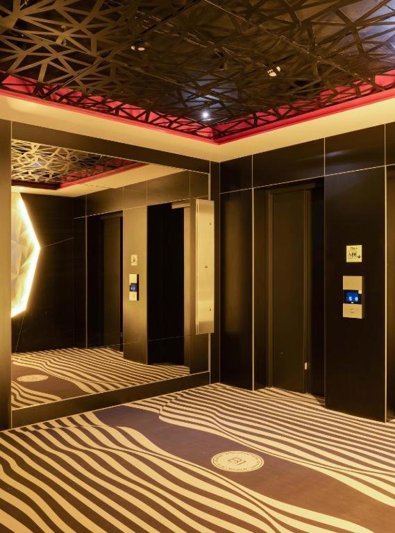 Апартаменты Cube House Киев Экстерьер фото