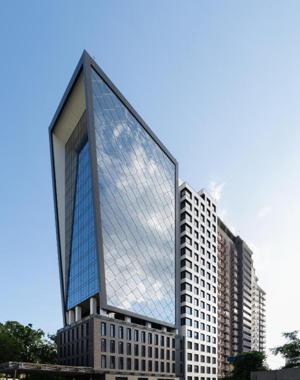 Апартаменты Cube House Киев Экстерьер фото